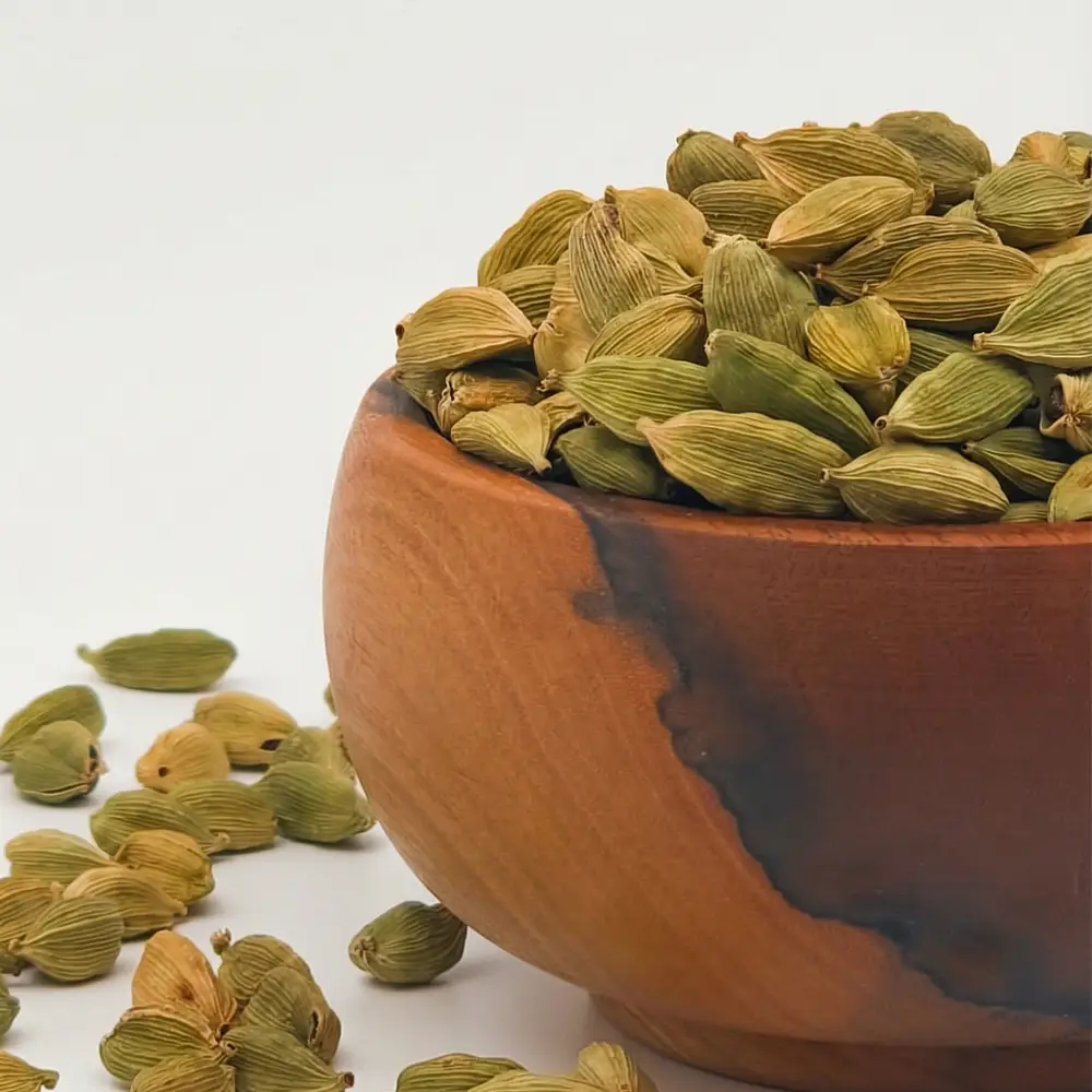 نمای محصول هل 100 گرم عاقله (نوع: هل) - نمای نزدیک